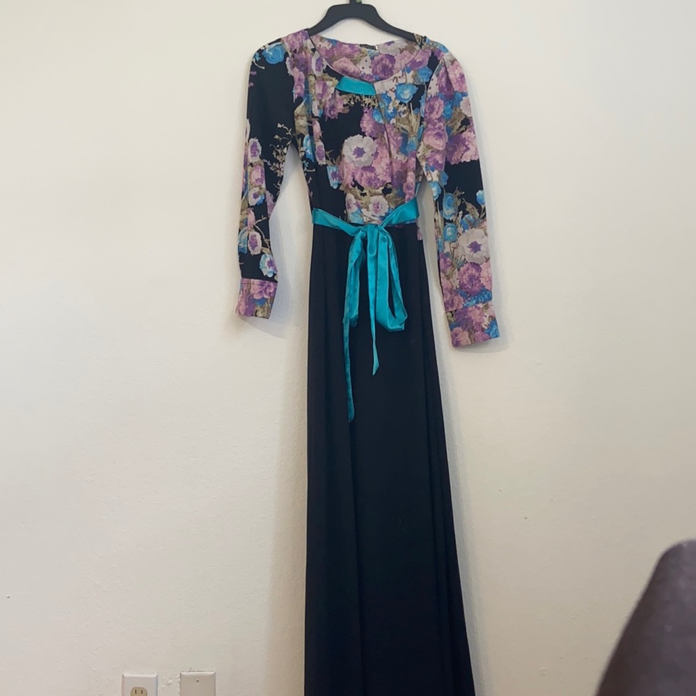 Beautiful long sleeve dress